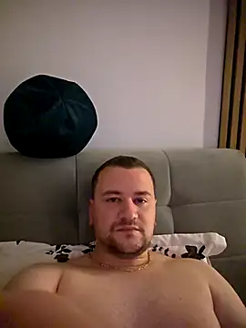 KarlosCarutox online show from December 2025 08:25:02 PM