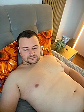 KarlosCarutox online show from February 2026 05:40:02 AM