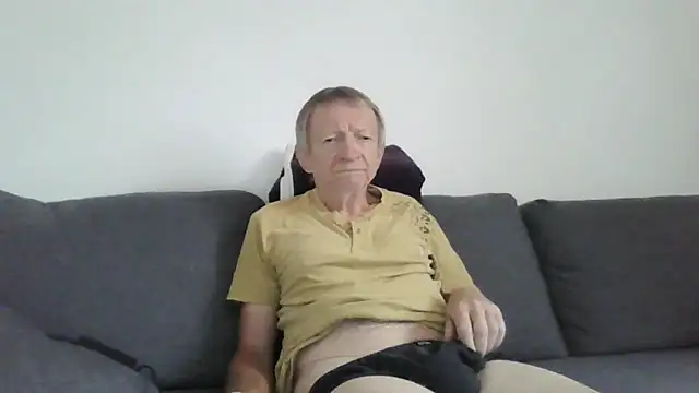 naturiste974 online show from May 2026 08:52:01 AM