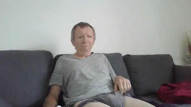 naturiste974 online show from May 2026 05:57:02 AM