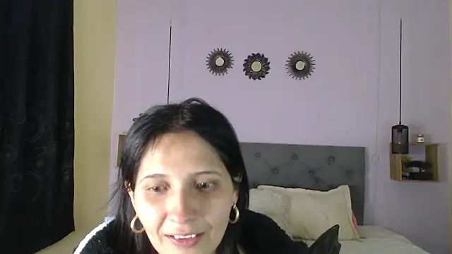 Snapshot of emily_leinner chatting on January 2026 10:35:01 PM emily leinner online show from January 2026 10:35:01 PM