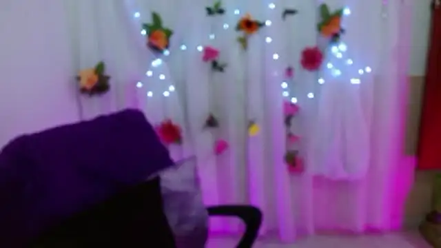 Snapshot of Marybaby_69 chatting on November 2025 04:00:01 AM Marybaby 69 online show from November 2025 04:00:01 AM