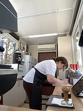 cinnabon  online show from February 2025 08:06:01 AM