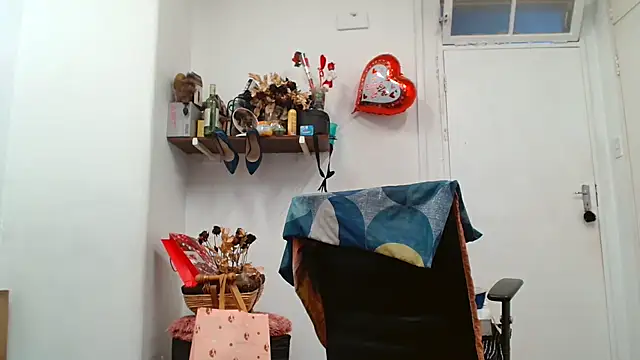 xTALLSEXYBUMx online show from May 2026 08:05:01 PM