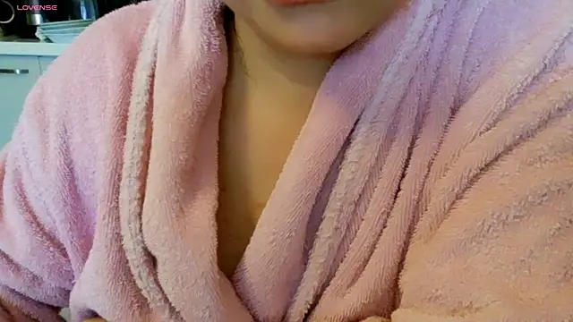 Erotica333 online show from May 2026 11:51:02 AM