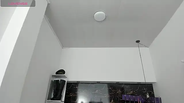 Kathia Armstrong online show from December 2024 12:30:02 PM