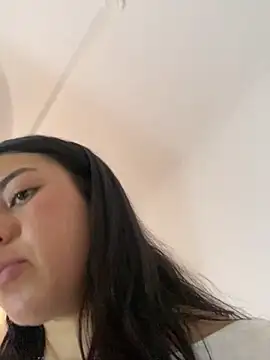 Snapshot of emily_22x chatting on February 2025 07:52:01 PM emily 22x online show from February 2025 07:52:01 PM