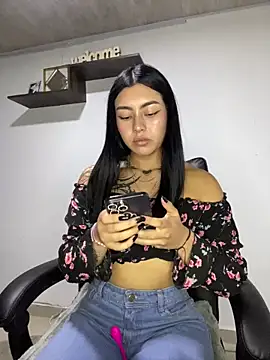 Snapshot of emily_22x chatting on March 2025 01:45:02 AM emily 22x online show from March 2025 01:45:02 AM