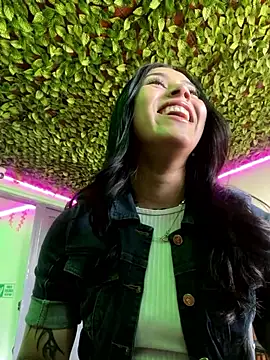 Snapshot of emily_22x chatting on September 2025 09:58:01 PM emily 22x online show from September 2025 09:58:01 PM