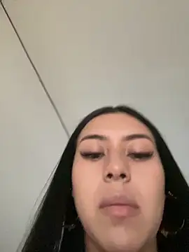 Snapshot of emily_22x chatting on September 2025 08:10:01 PM emily 22x online show from September 2025 08:10:01 PM