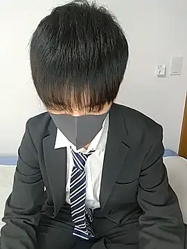 itsme LEON online show from March 2025 01:14:01 PM