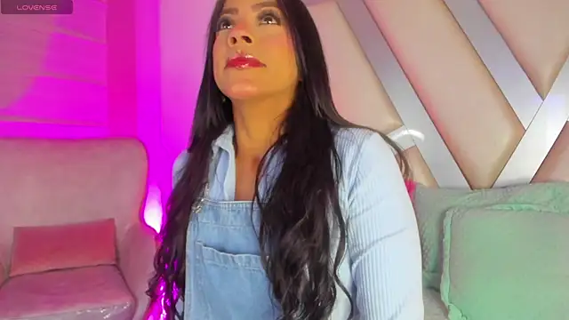 Amber villalobos  online show from May 2026 04:43:02 AM