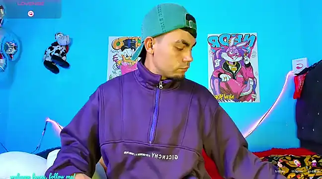 Snapshot of kalivan_voinesscu chatting on January 2025 03:58:01 AM kalivan voinesscu online show from January 2025 03:58:01 AM