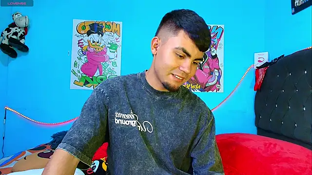 Snapshot of kalivan_voinesscu chatting on February 2025 05:53:02 AM kalivan voinesscu online show from February 2025 05:53:02 AM