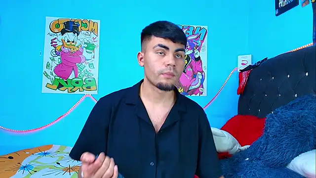 Snapshot of kalivan_voinesscu chatting on February 2025 06:06:01 AM kalivan voinesscu online show from February 2025 06:06:01 AM