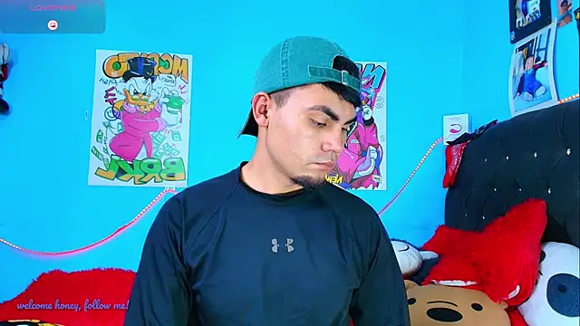 Snapshot of kalivan_voinesscu chatting on March 2025 06:48:02 AM kalivan voinesscu online show from March 2025 06:48:02 AM