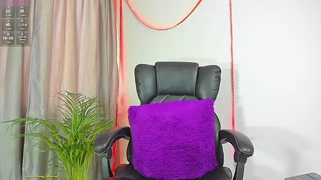 Snapshot of kalivan_voinesscu chatting on October 2025 10:04:01 PM kalivan voinesscu online show from October 2025 10:04:01 PM