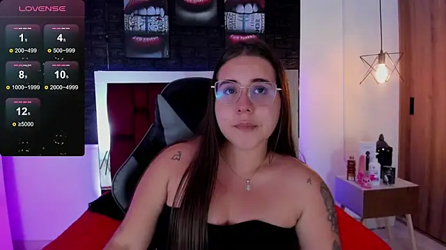 Snapshot of April1_sc chatting on January 2025 04:43:02 PM April1 sc online show from January 2025 04:43:02 PM