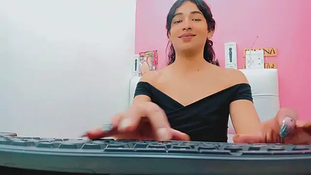antonela xxx online show from June 2026 09:03:02 PM