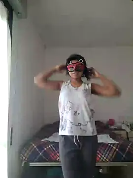 Snapshot of Bella_Luna18 chatting on March 2025 01:18:02 PM Bella Luna18 online show from March 2025 01:18:02 PM