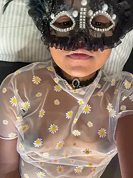 Snapshot of Bella_Luna18 chatting on January 2026 06:21:02 PM Bella Luna18 online show from January 2026 06:21:02 PM