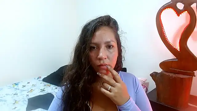 naihroby online show from December 2024 11:36:01 PM