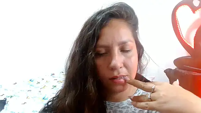 naihroby online show from December 2024 03:04:02 AM