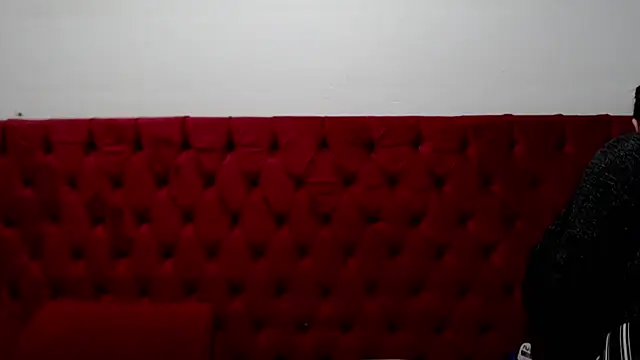 Snapshot of CarolineBrunx chatting on January 2025 11:20:02 AM CarolineBrunx online show from January 2025 11:20:02 AM