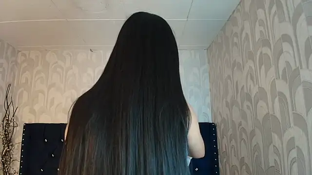 CarolineBrunx online show from April 2026 10:01:01 PM