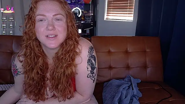 Scarlettredff online show from June 2026 01:12:02 AM