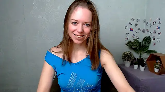 Snapshot of GloriaSi_ chatting on January 2026 06:04:01 AM GloriaSi online show from January 2026 06:04:01 AM