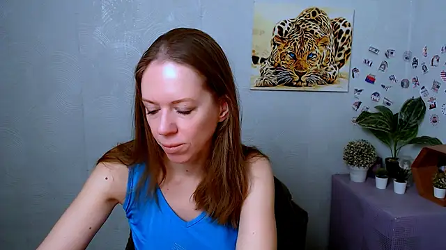 Snapshot of GloriaSi_ chatting on January 2026 05:44:02 AM GloriaSi online show from January 2026 05:44:02 AM