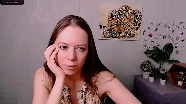 Snapshot of GloriaSi_ chatting on February 2026 06:02:02 AM GloriaSi online show from February 2026 06:02:02 AM