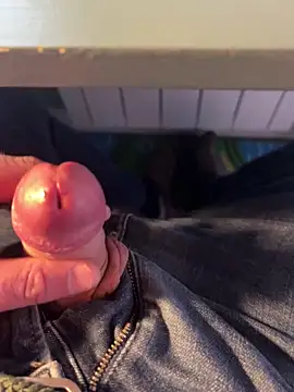 Snapshot of _t0ni0_ chatting on February 2025 03:56:02 PM t0ni0 online show from February 2025 03:56:02 PM