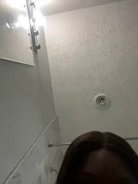 Gripperke00 online show from October 2025 01:17:02 PM