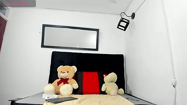 brittany williams  online show from January 2025 12:11:02 PM