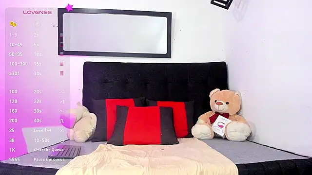 brittany williams  online show from February 2025 06:27:02 PM