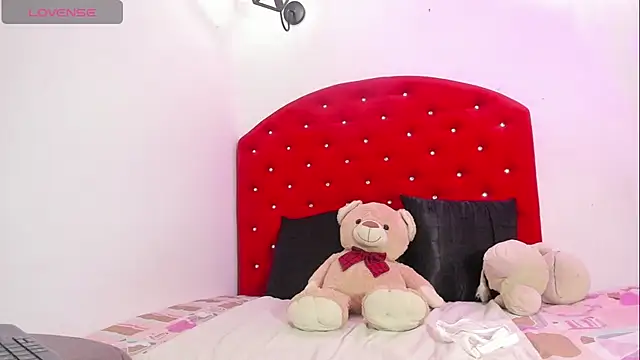 brittany williams  online show from March 2025 12:13:02 PM