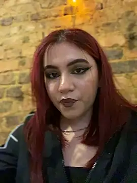 Snapshot of Niki_Monroe chatting on December 2024 06:27:01 PM Niki Monroe online show from December 2024 06:27:01 PM