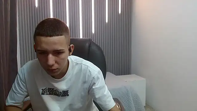 JackSwan18 online show from March 2026 01:18:01 PM