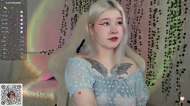 chillycharm online show from January 2025 12:06:01 AM