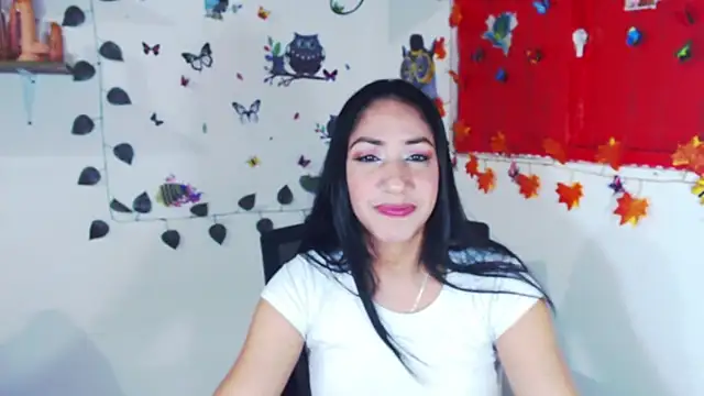 Snapshot of Alisxon4u chatting on March 2025 04:51:02 AM Alisxon4u online show from March 2025 04:51:02 AM