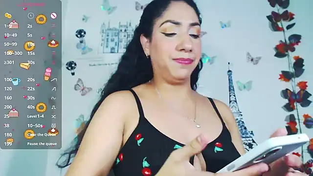 Snapshot of Alisxon4u chatting on November 2025 02:54:02 AM Alisxon4u online show from November 2025 02:54:02 AM