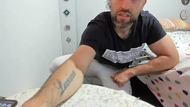 Antoniohot2024 online show from December 2024 12:56:02 PM