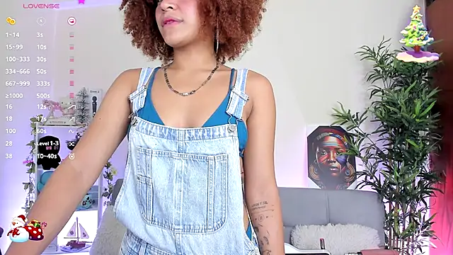 natty romanof 18 online show from December 2024 12:27:01 PM