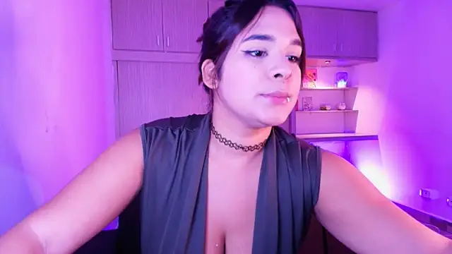 Shenoa1 online show from March 2025 11:16:01 PM