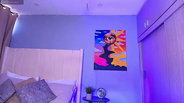 Shenoa1 online show from September 2025 10:03:02 PM