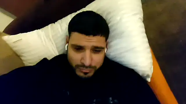 Insaneskillzz69 online show from February 2025 02:01:01 PM