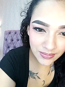 Snapshot of EMILYY_FOXY chatting on November 2025 07:16:02 PM EMILYY FOXY online show from November 2025 07:16:02 PM