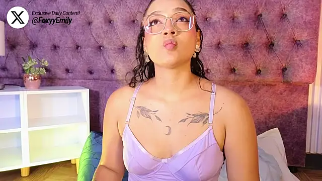 EMILYY FOXY online show from May 2026 07:09:01 PM